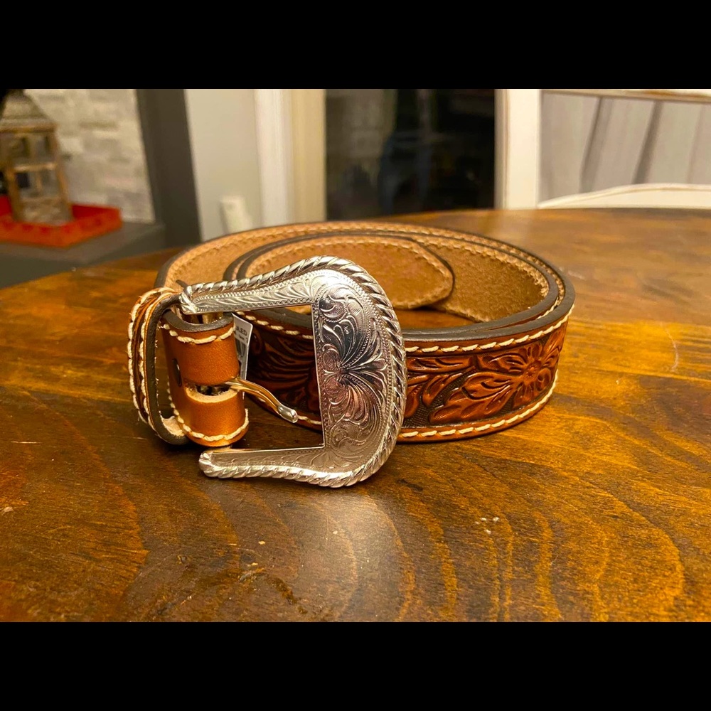 Tony Lama men’s belt size 34
